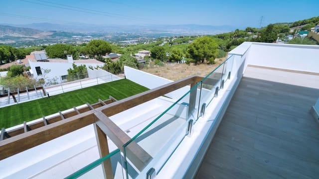 4 camera da letto Villa in vendita in Alhaurín de la Torre con piscina garage - 890.000 € (Rif: 9427105)