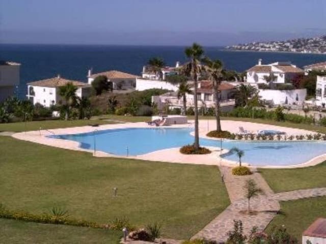 2 slaapkamer Flat te koop in El Faro de Calaburra - Chaparral, Mijas met zwembad - € 409.500 (Ref: 9433213)