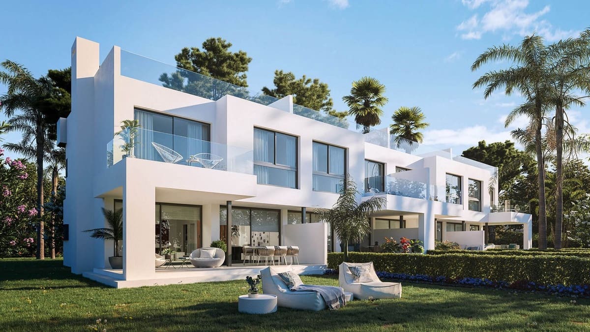 2 soverom Leilighet til salgs i Fuengirola med svømmebasseng garasje - € 485 000 (Ref: 9439885)