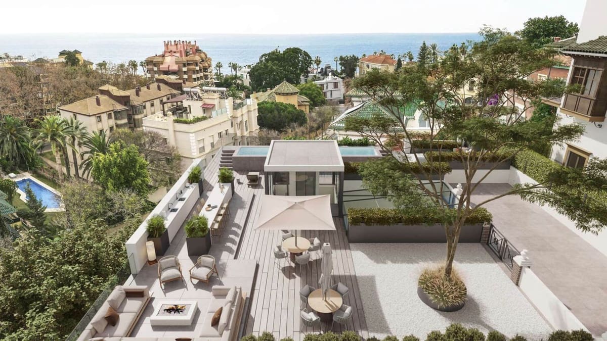 2 slaapkamer Appartement te koop in Malaga stad met zwembad - € 895.000 (Ref: 9439906)