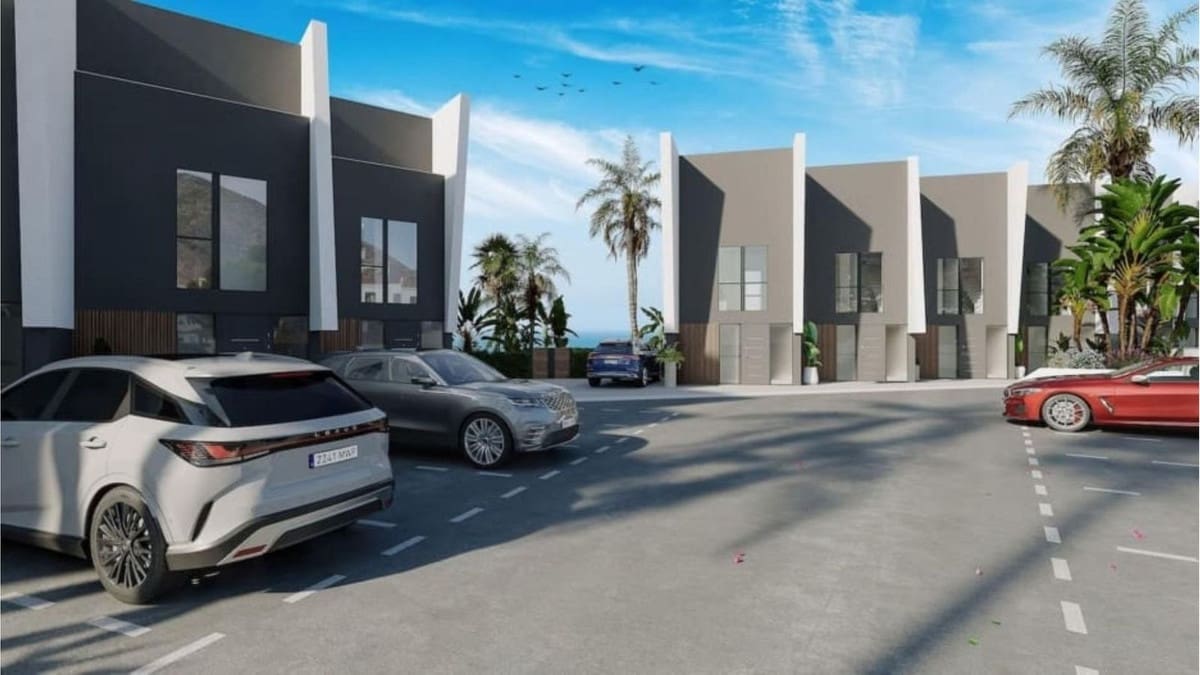 3 sovrum Hus till salu i Fuengirola med pool garage - 599 000 € (Ref: 9439918)