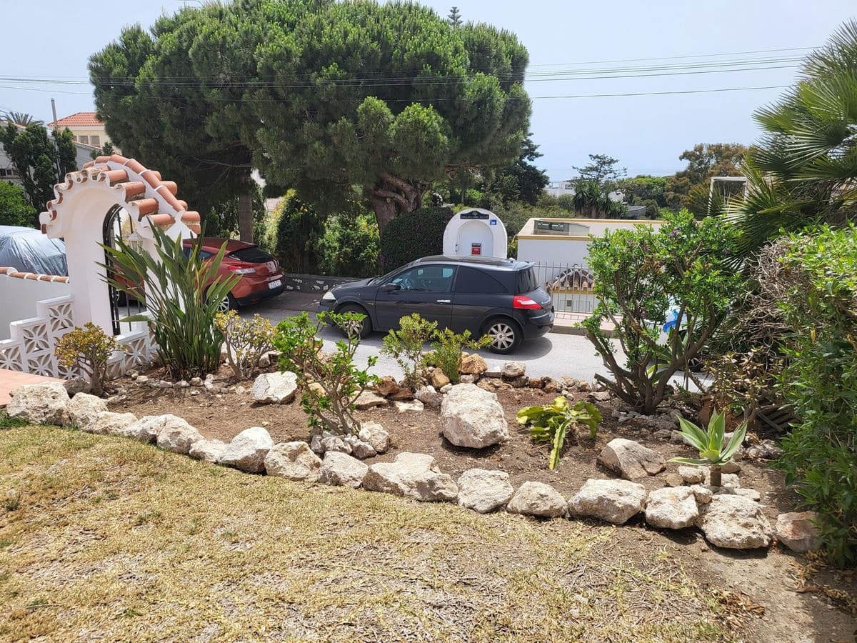 3 slaapkamer Huis te koop in El Faro - € 369.000 (Ref: 9439926)