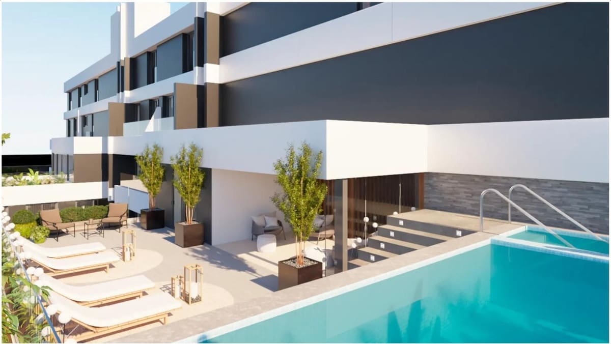 2 slaapkamer Flat te koop in Fuengirola met zwembad garage - € 599.000 (Ref: 9441813)