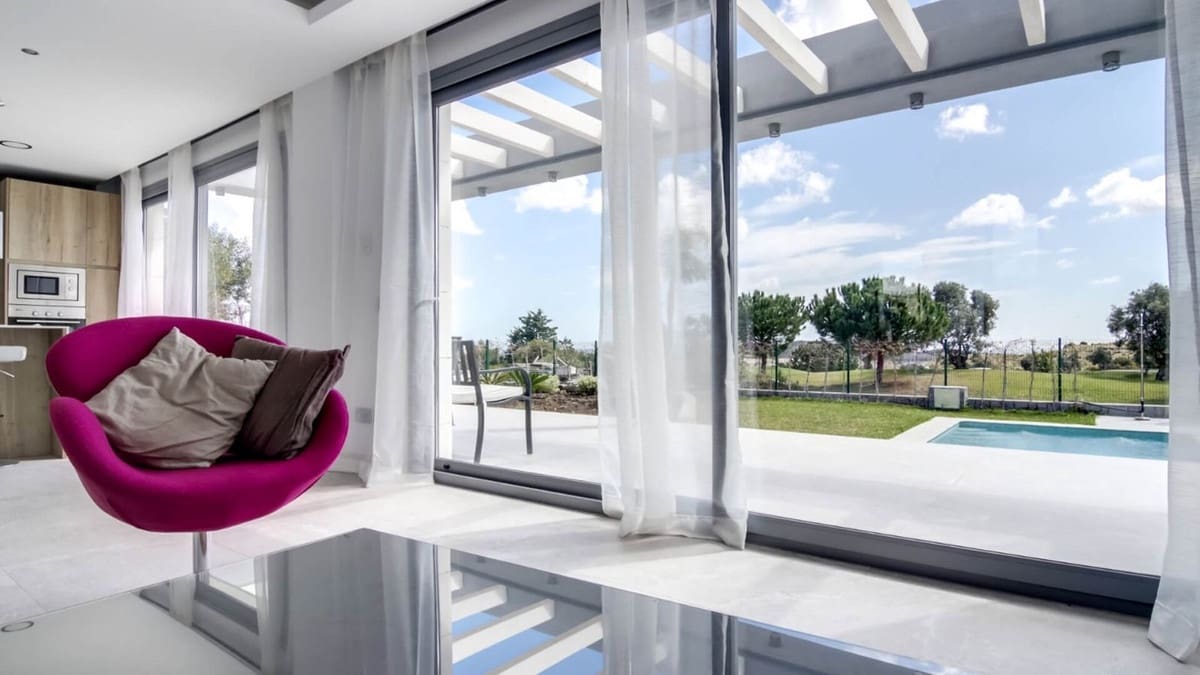 3 sypialnia Willa na sprzedaż w Mijas z basenem garażem - 850 000 € (Ref: 9441850)