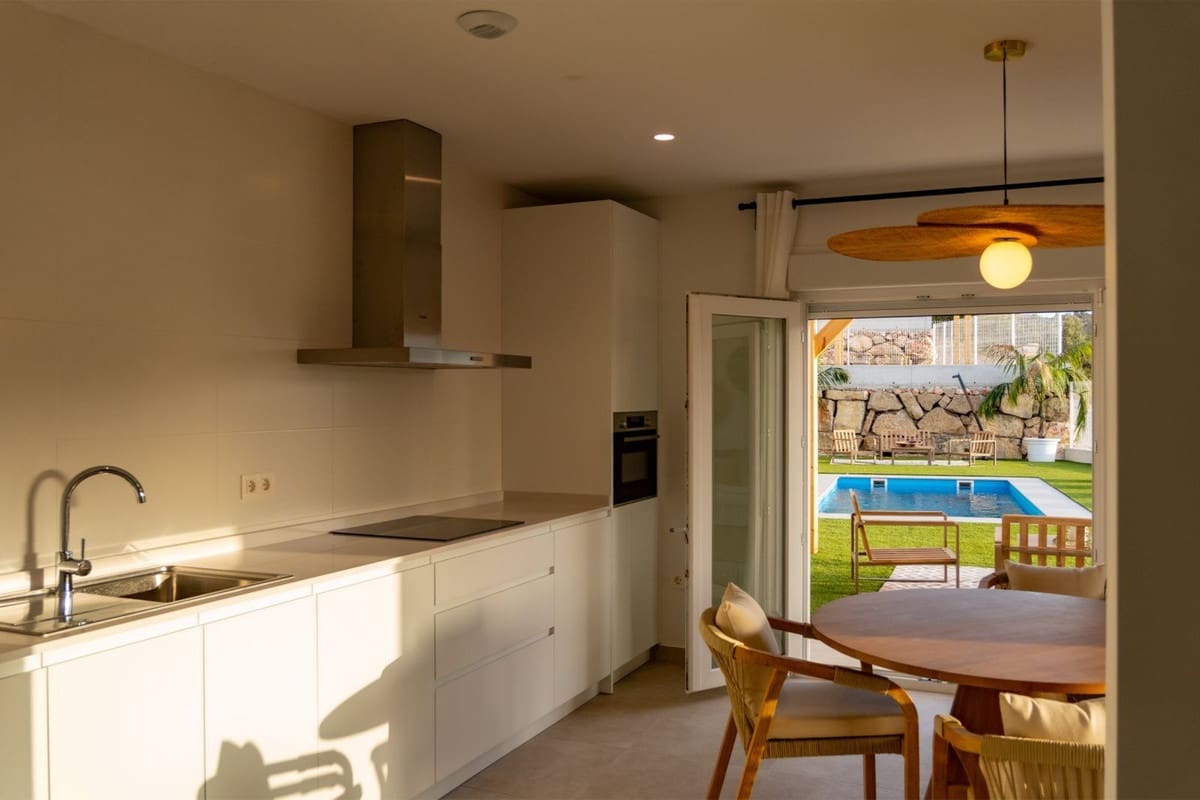 3 soveværelse Villa til salg i Vinuela - € 365.000 (Ref: 9443188)