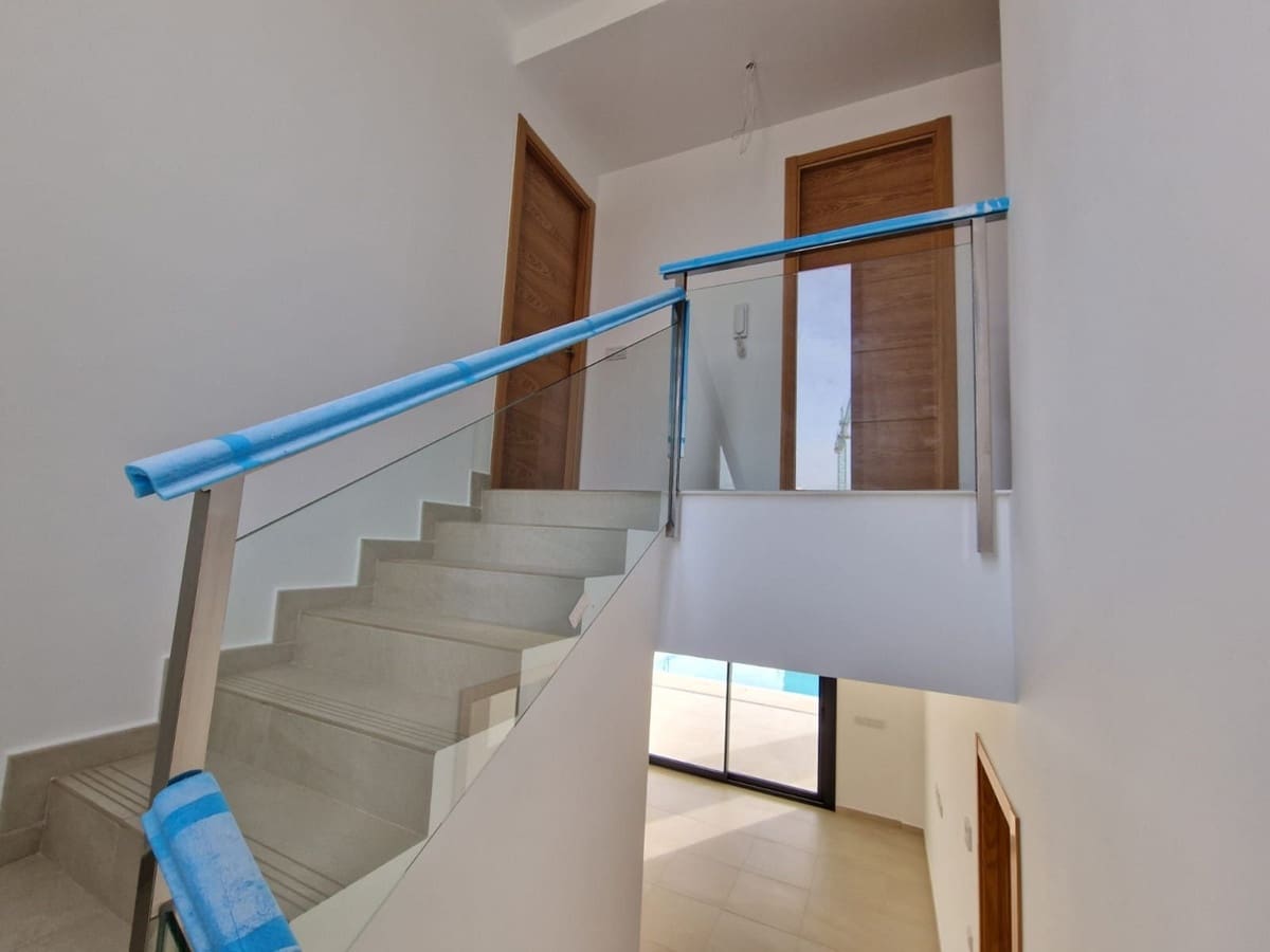 4 soverom Villa til salgs i Manilva med svømmebasseng garasje - € 730 000 (Ref: 9443201)