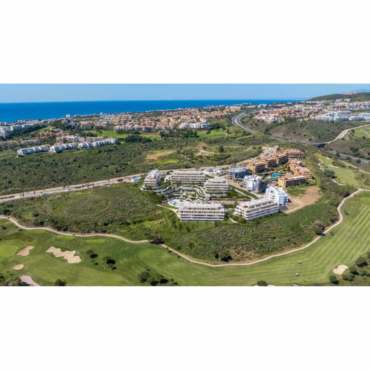 2 Zimmer Wohnung zu verkaufen in La Cala de Mijas mit Pool Garage - 347.000 € (Ref: 9472912)