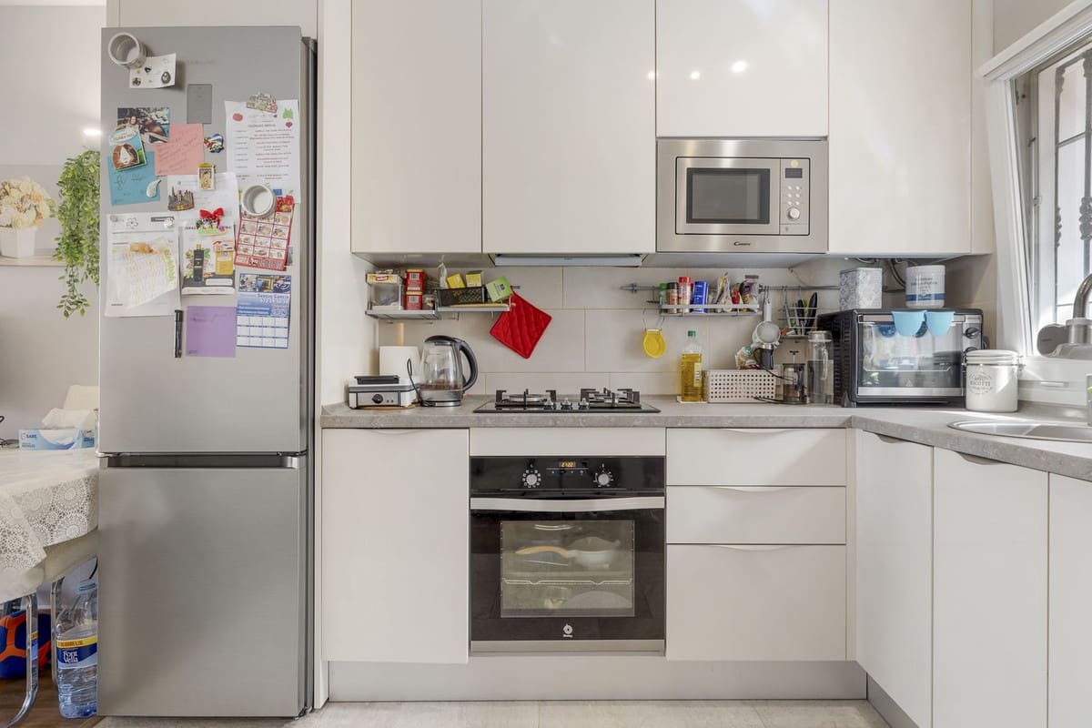 2 slaapkamer Flat te koop in Riviera del Sol met zwembad - € 325.000 (Ref: 9472917)