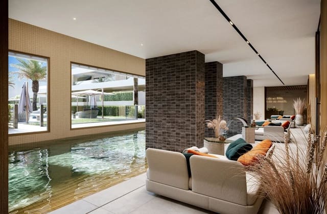 1 slaapkamer Flat te koop in Nueva Atalaya, Estepona met zwembad garage - € 350.000 (Ref: 9474080)