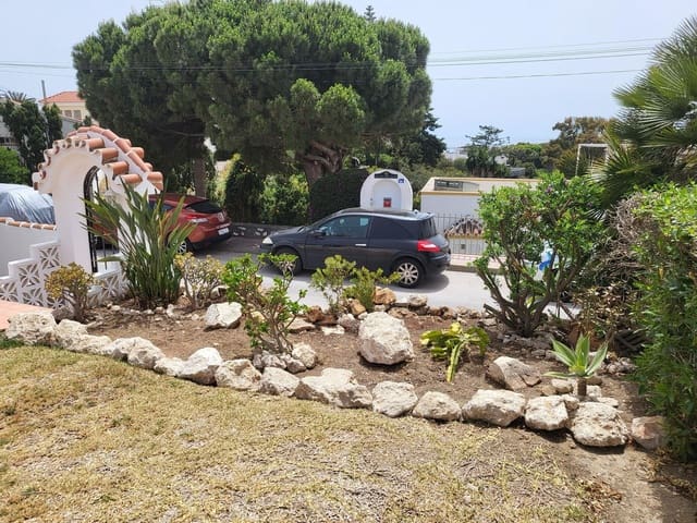 Casa de 3 habitaciones en El Faro, Mijas en venta - 369.000 € (Ref: 9474321)