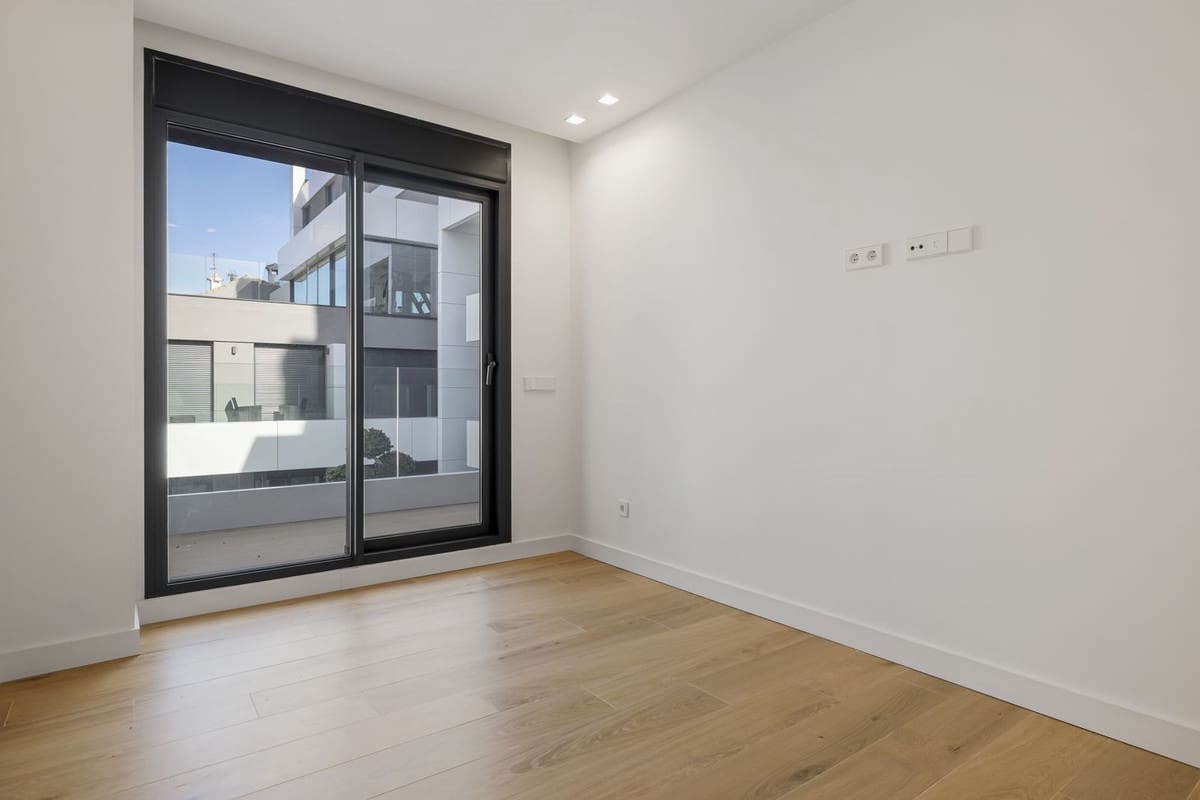 2 sovrum Lägenhet till salu i Fuengirola med pool garage - 599 000 € (Ref: 9476026)