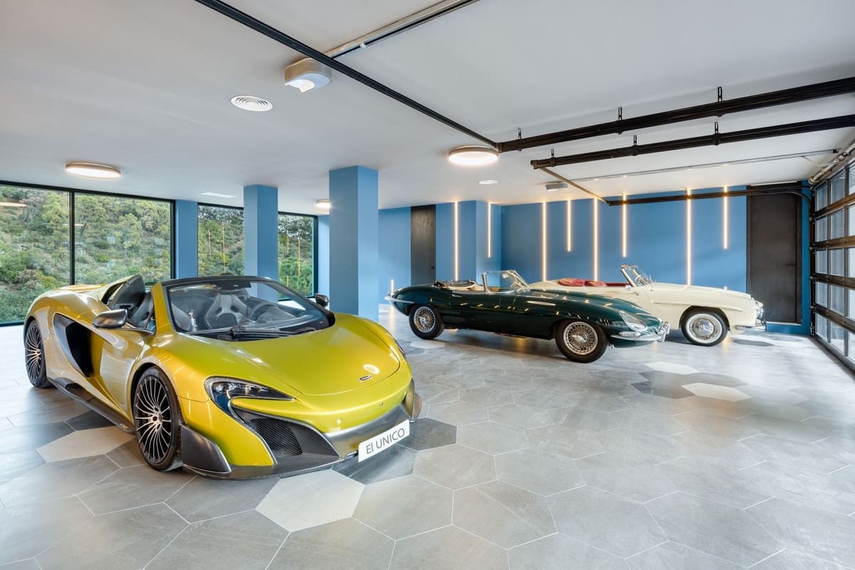 9 makuuhuone Huvila myytävänä paikassa La Zagaleta mukana uima-altaan 
autotalli - 30 000 000 € (Ref: 9476241)