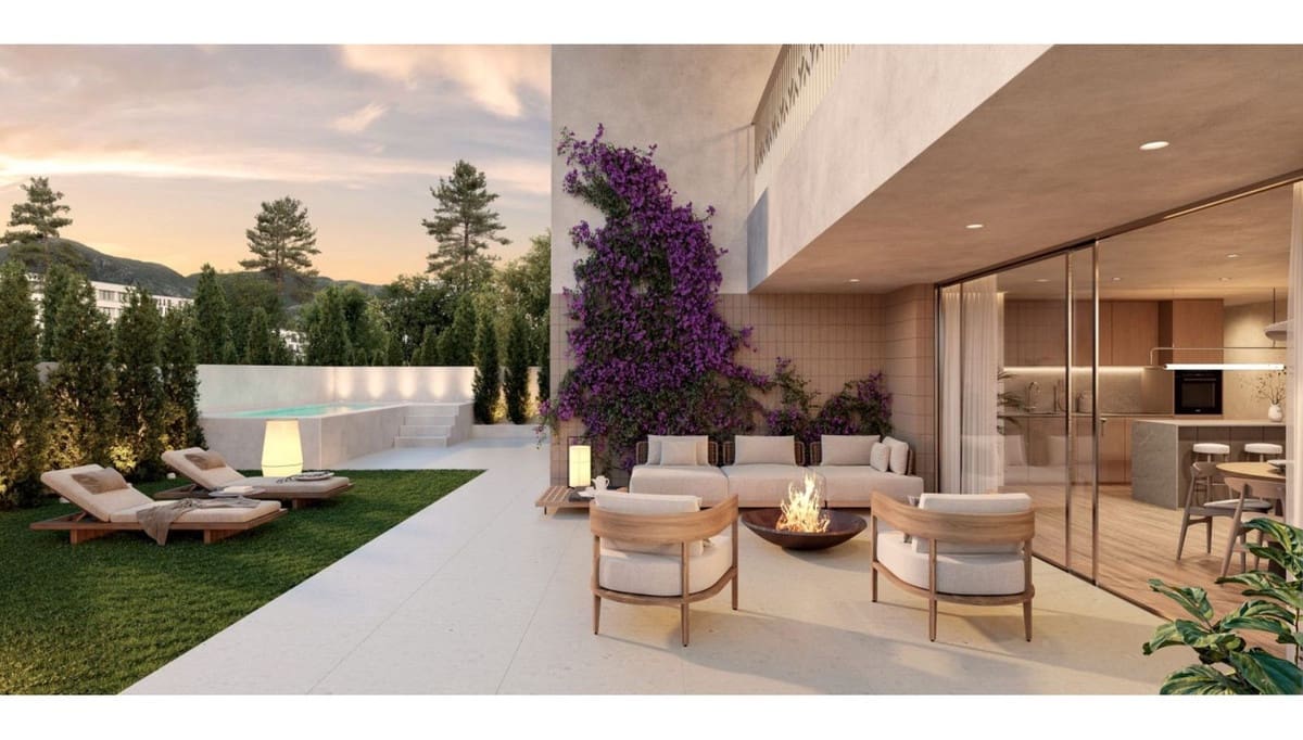 2 bedroom Flat for sale in Torremolinos with pool garage - € 504,000 (Ref: 9479138)