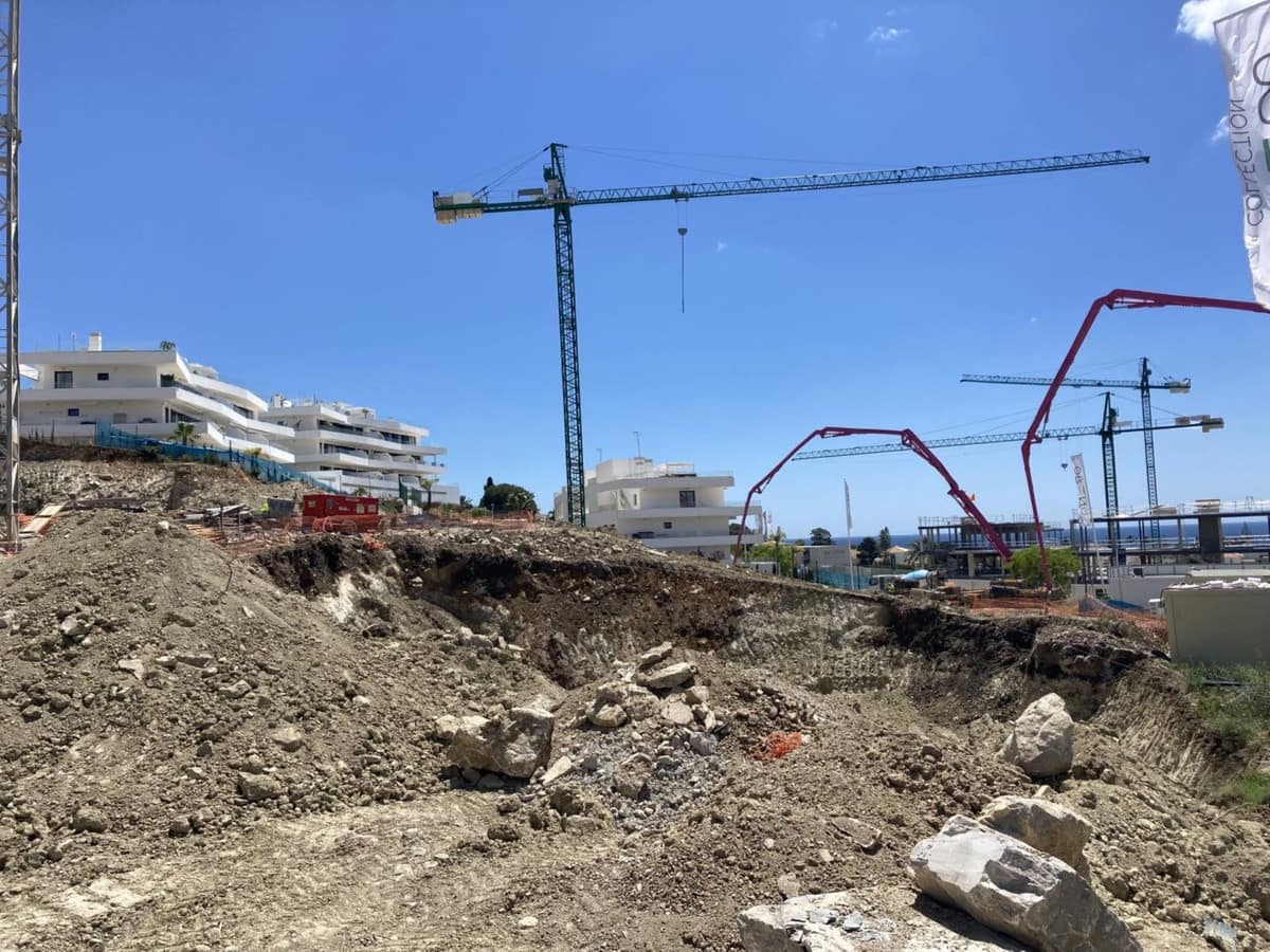 2 sypialnia Mieszkanie na sprzedaż w Estepona z basenem garażem - 710 000 € (Ref: 9479159)