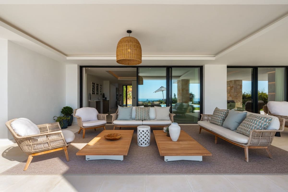 8 slaapkamer Villa te koop in Benahavis met zwembad garage - € 10.900.000 (Ref: 9483889)