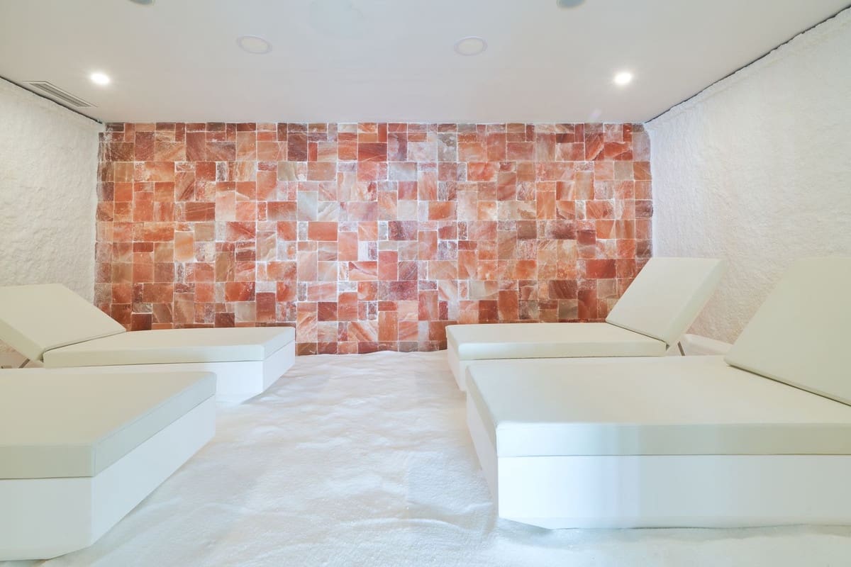 2 slaapkamer Flat te koop in Fuengirola met zwembad garage - € 1.100.000 (Ref: 9486365)