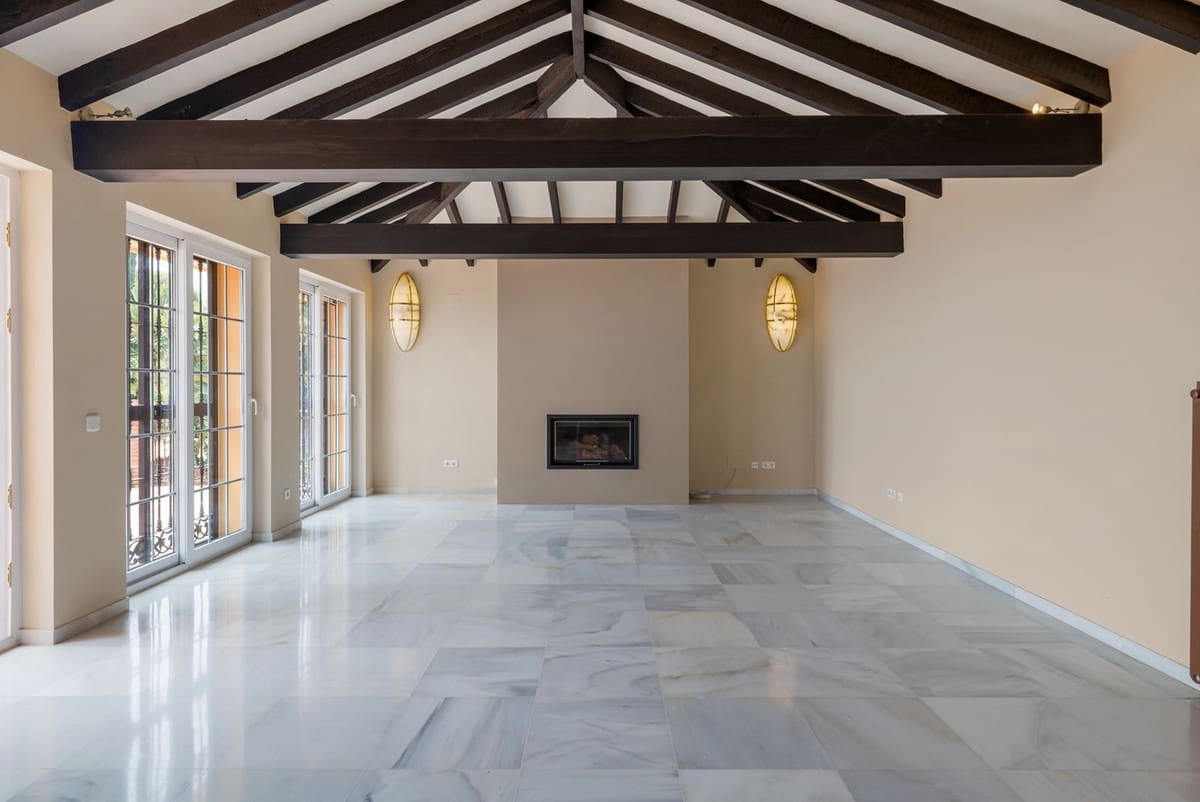 4 slaapkamer Villa te koop in La Capellania met zwembad garage - € 1.795.000 (Ref: 9491240)