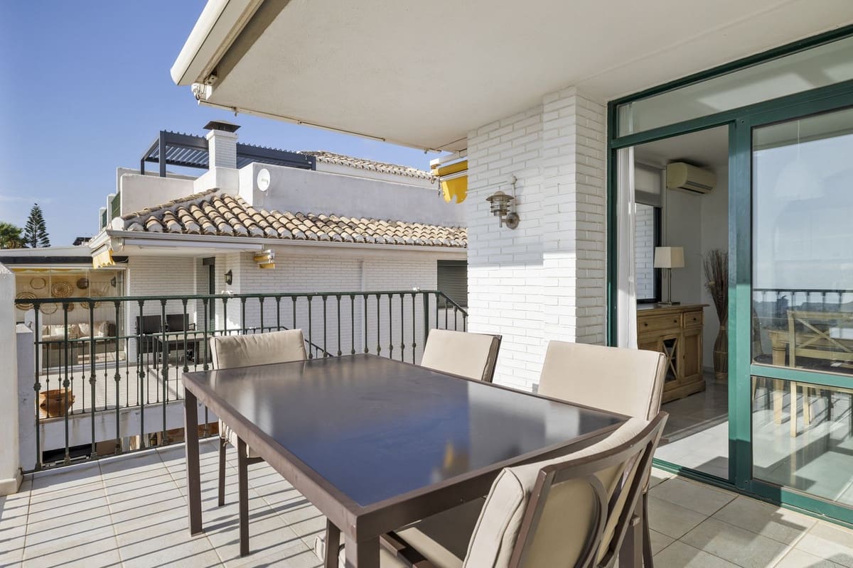 3 bedroom Semi-detached Villa for sale in Benalmadena with pool garage - € 540,000 (Ref: 9491247)