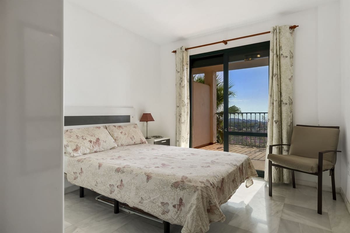 3 bedroom Semi-detached Villa for sale in Benalmadena with pool garage - € 540,000 (Ref: 9491247)