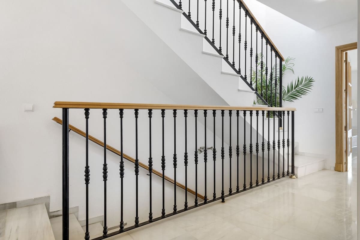 3 bedroom Semi-detached Villa for sale in Benalmadena with pool garage - € 540,000 (Ref: 9491247)