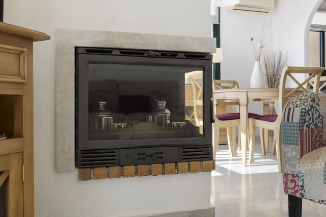 3 soverom Kjedet enebolig til salgs i Benalmádena pueblo, Benalmádena med svømmebasseng garasje - € 540 000 (Ref: 9491247)