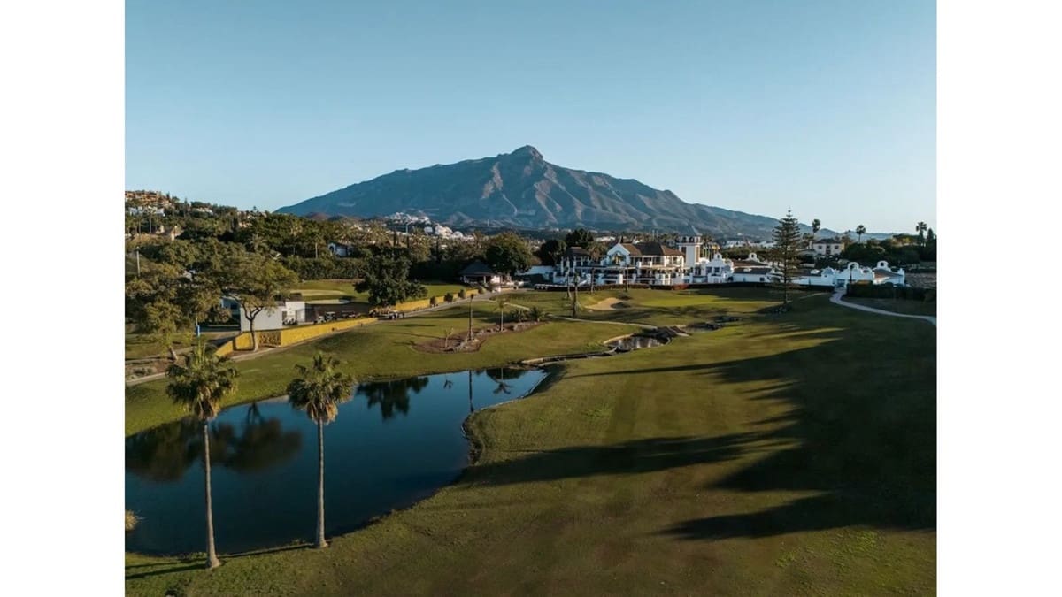 3 sovrum Lägenhet till salu i Estepona med pool garage - 3 550 000 € (Ref: 9497087)