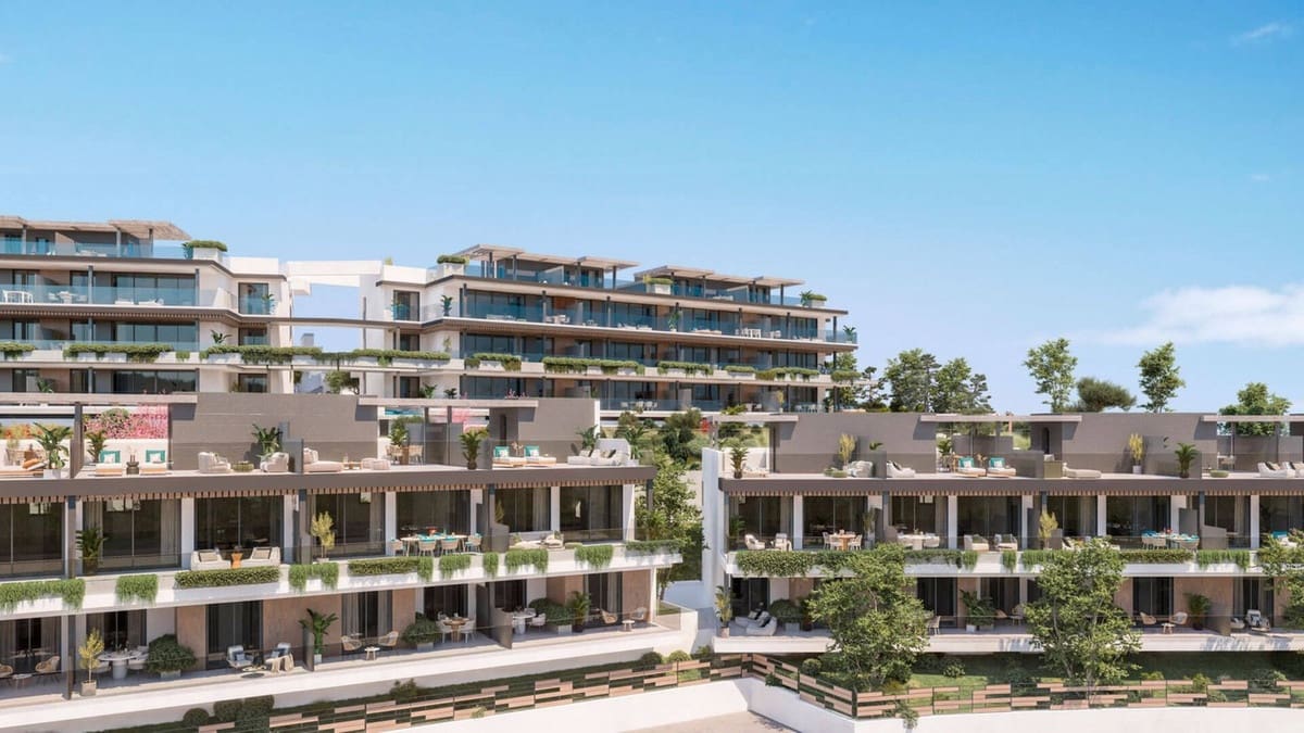 2 bedroom Flat for sale in Cancelada with pool garage - € 500,000 (Ref: 9498957)