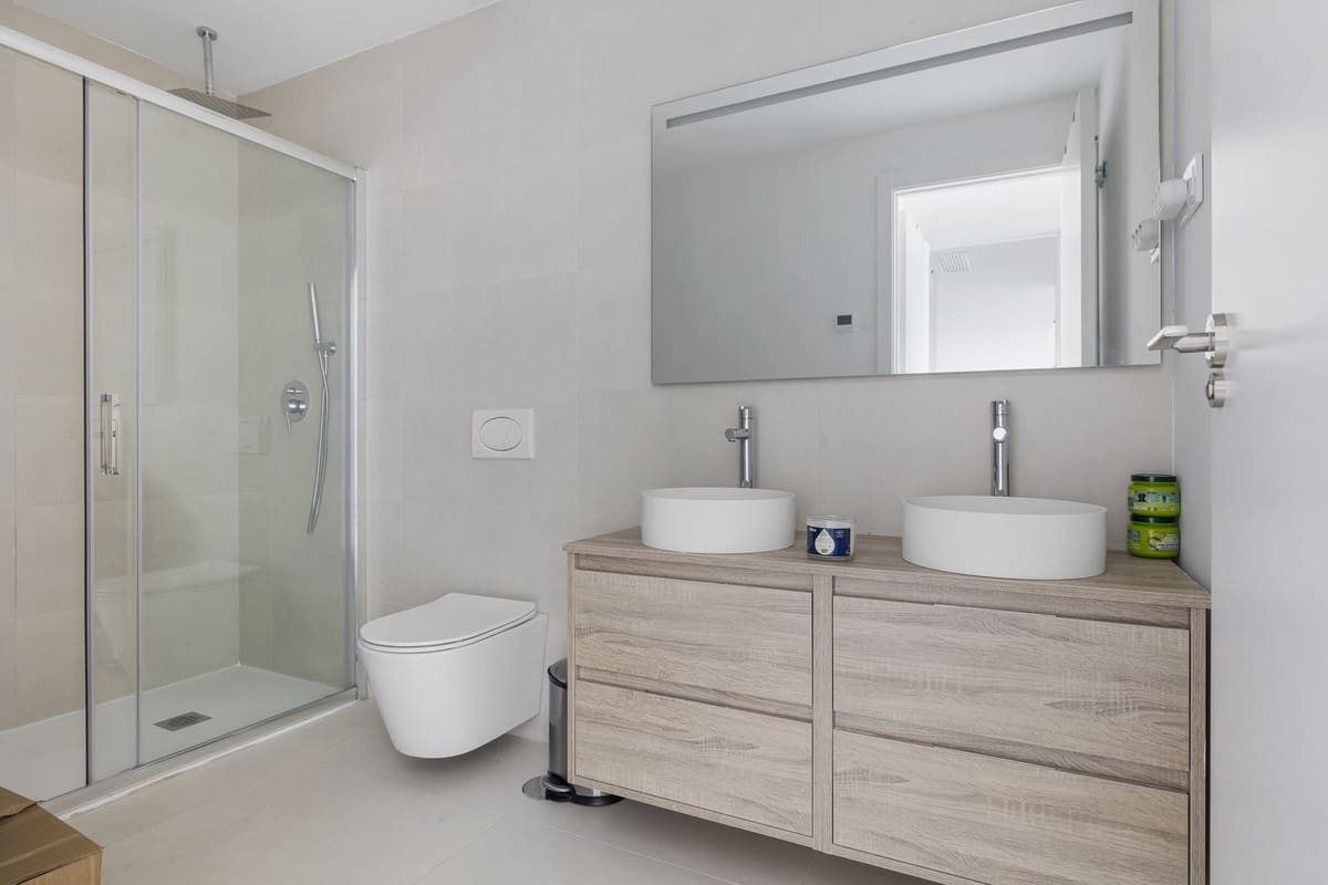 Casa de 2 habitaciones en Fuengirola en venta con piscina garaje - 498.000 € (Ref: 9498995)