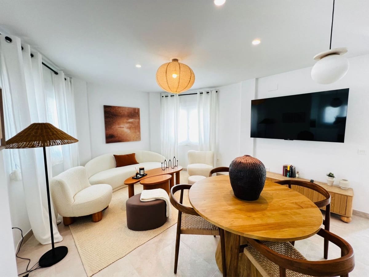 3 makuuhuone Huvila myytävänä paikassa Vinuela - 365 000 € (Ref: 9502598)