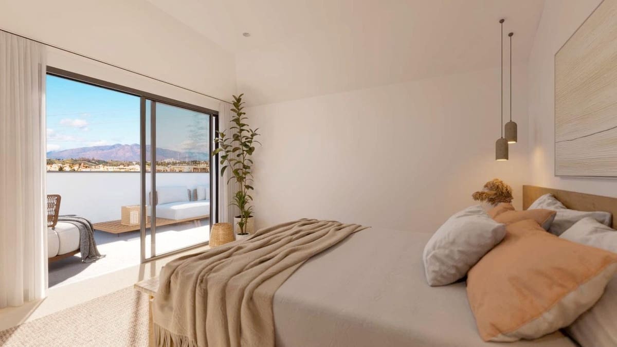 2 soverom Leilighet til salgs i Fuengirola med svømmebasseng garasje - € 357 000 (Ref: 9513375)