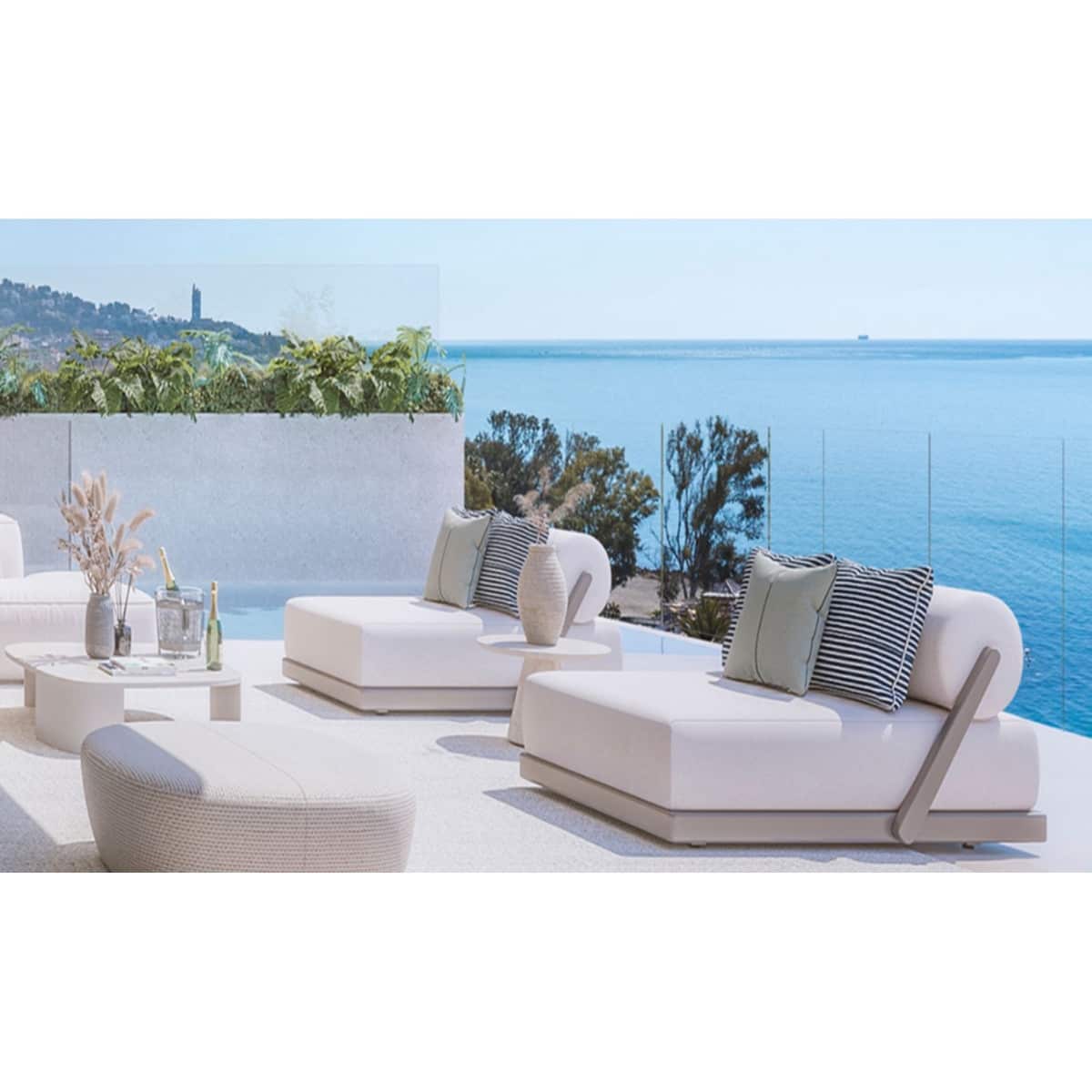 3 bedroom Flat for sale in Malaga city with pool garage - € 2,250,000 (Ref: 9519192)