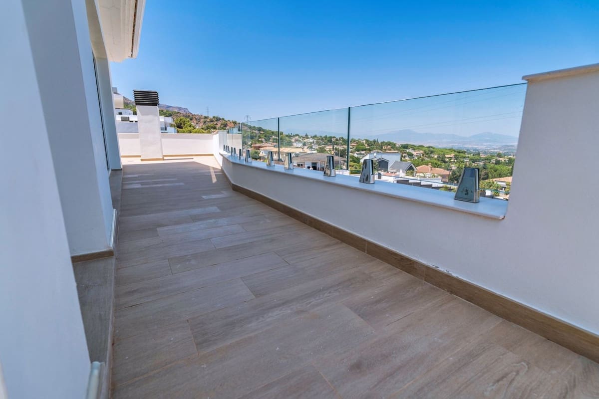 4 camera da letto Villa in vendita in Alhaurin de la Torre con piscina garage - 890.000 € (Rif: 9521378)