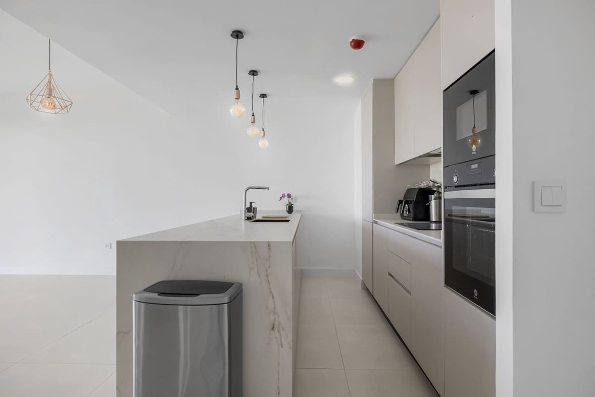 2 soveværelse Byhus til salg i Fuengirola med swimmingpool garage - € 498.000 (Ref: 9530426)