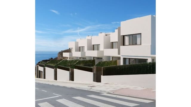 4 quarto Casa em Banda para venda em Rincón de la Victoria com piscina garagem - 695 000 € (Ref: 9536761)