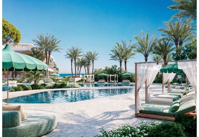 2 chambre Appartement à vendre à Zona de Punta Plata, Estepona avec piscine garage - 2 950 000 € (Ref: 9541030)