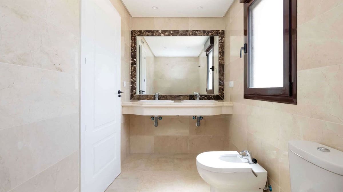 3 soveværelse Byhus til salg i Estepona - € 470.250 (Ref: 9543496)