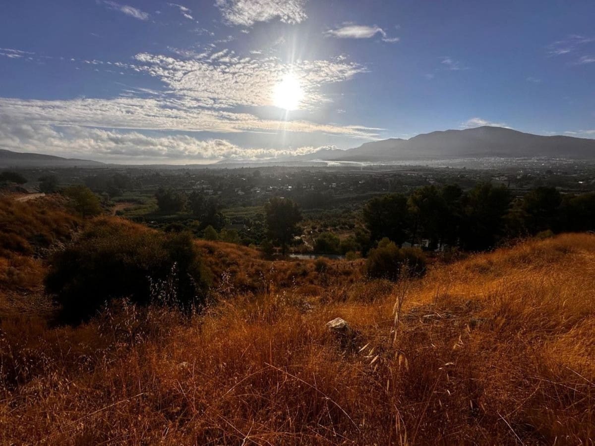 4 slaapkamer Villa te koop in Alhaurin el Grande met zwembad garage - € 1.640.000 (Ref: 9547051)