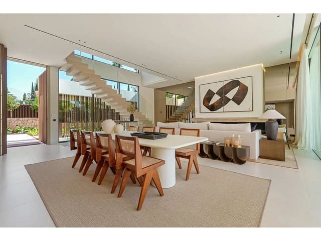 5 bedroom Villa for sale in Lomas De Marbella, Marbella with pool garage - € 5,995,000 (Ref: 9575351)