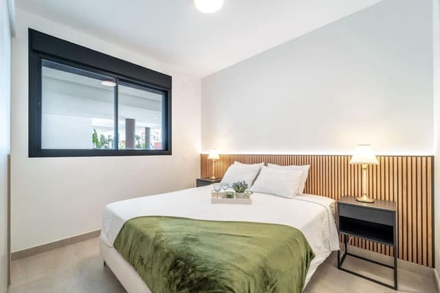 2 quarto Apartamento para venda em Las Gaviotas  - Carvajal, Fuengirola com piscina garagem - 650 000 € (Ref: 9578826)