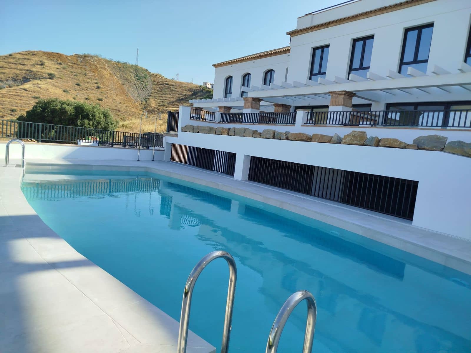 2 bedroom Townhouse for sale in Torrox with pool garage - € 347,000 (Ref: 9582584)