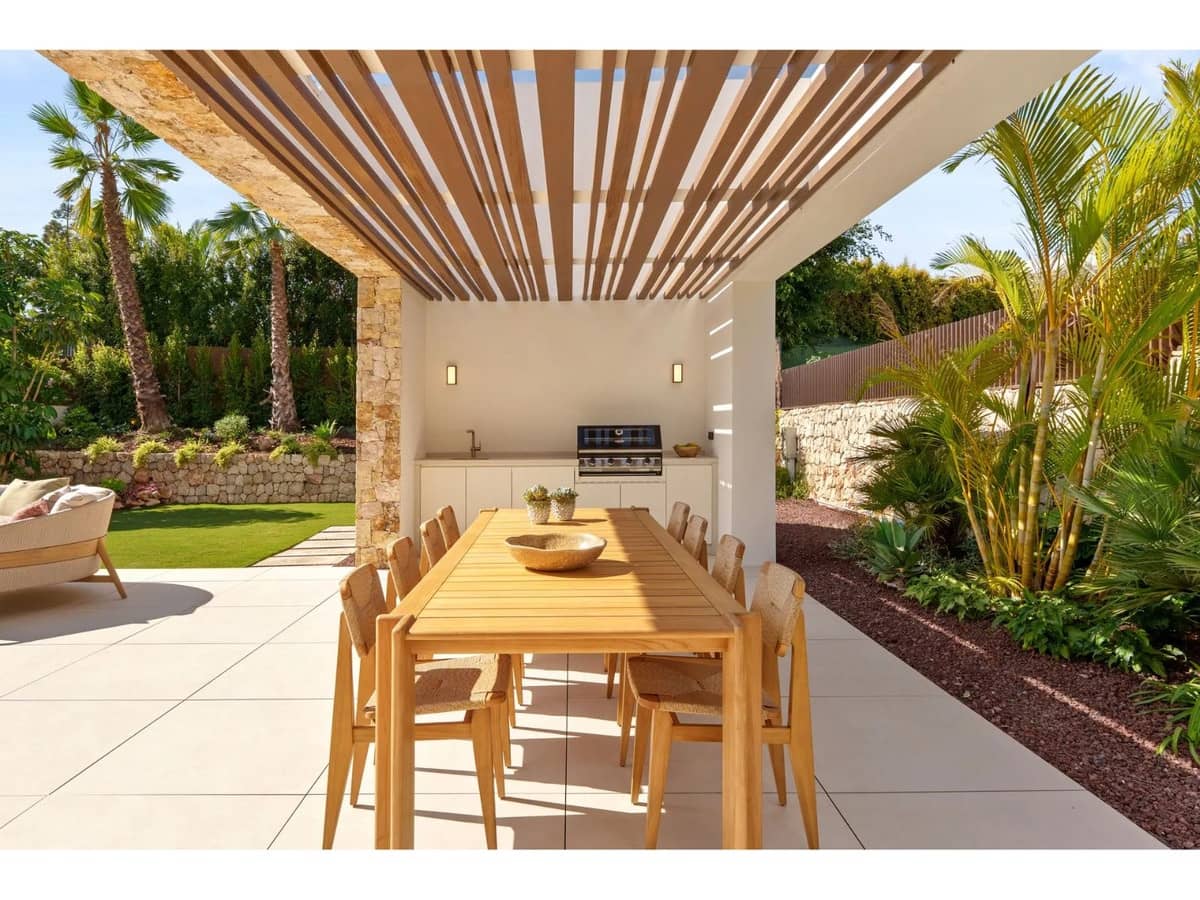 5 Zimmer Villa zu verkaufen in Marbella mit Pool Garage - 5.995.000 € (Ref: 9582623)