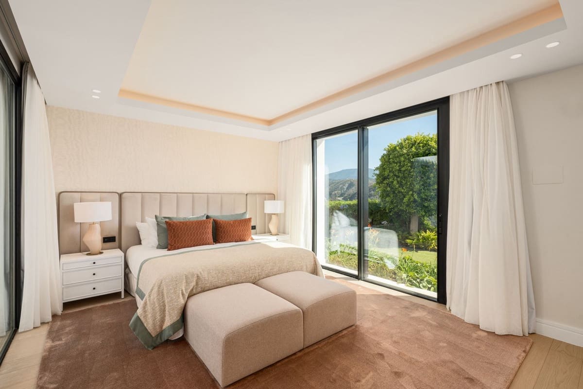 8 sovrum Villa till salu i Benahavis med pool garage - 10 900 000 € (Ref: 9582694)