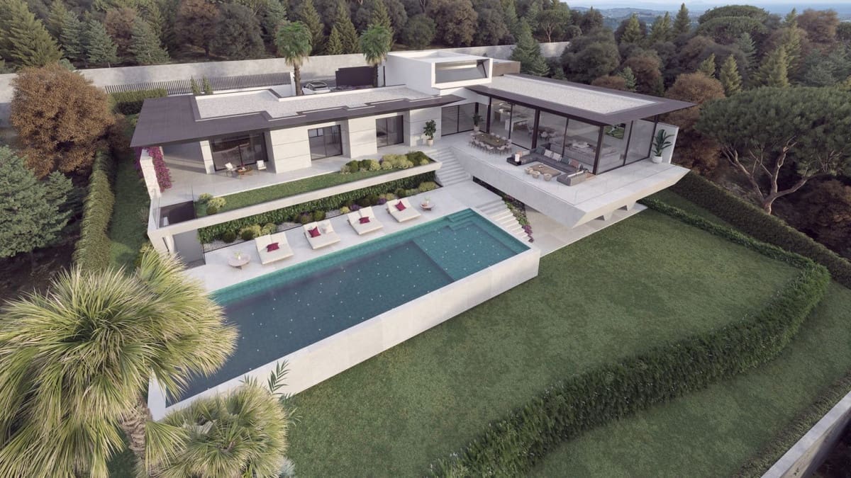 5 bedroom Villa for sale in Marbella with pool garage - € 11,500,000 (Ref: 9586265)