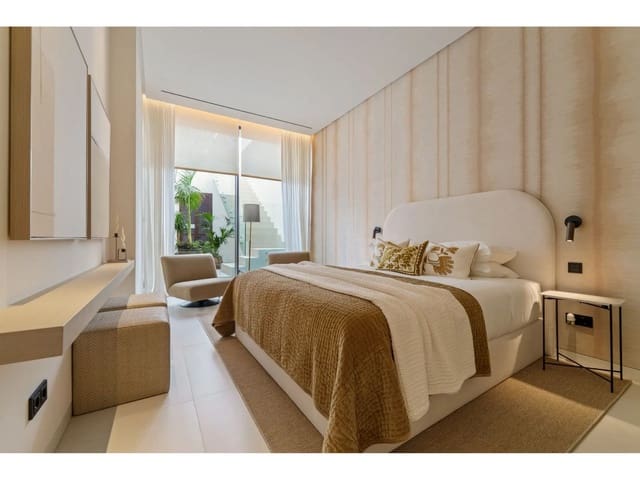 Chalet de 5 habitaciones en Lomas De Marbella, Marbella en venta con piscina garaje - 5.995.000 € (Ref: 9586304)