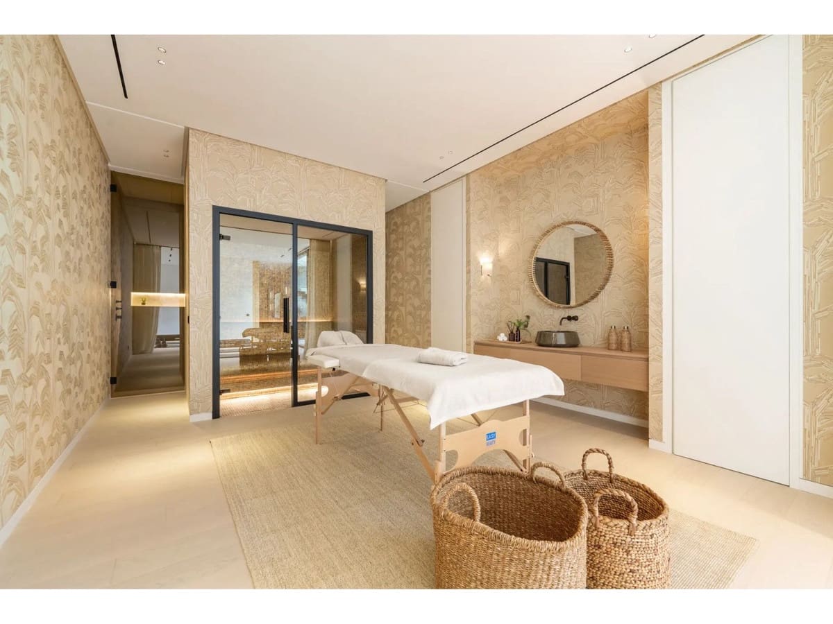 Chalet de 5 habitaciones en Marbella en venta con piscina garaje - 5.995.000 € (Ref: 9586304)