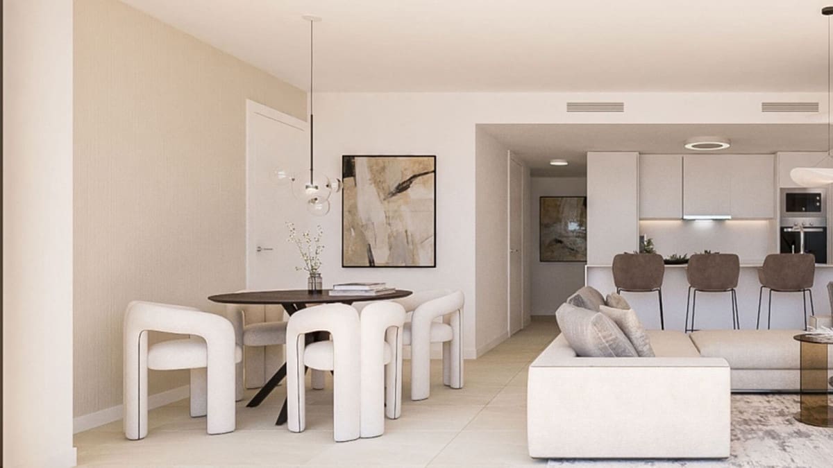 Ático de 3 habitaciones en Estepona en venta con piscina garaje - 695.000 € (Ref: 9586340)
