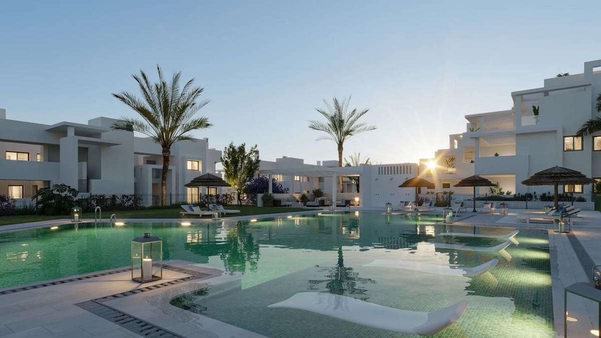 3 quarto Apartamento para venda em Estepona com piscina garagem - 725 000 € (Ref: 9637296)