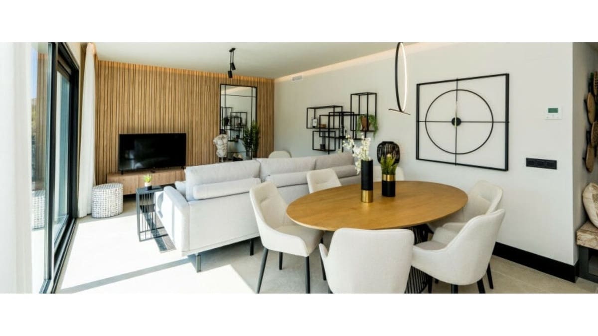 3 makuuhuone Huoneisto myytävänä paikassa Marbella mukana uima-altaan 
autotalli - 950 000 € (Ref: 9666188)