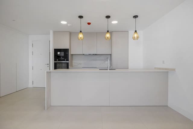 2 sypialnia Apartament na sprzedaż w El Higuerón, Fuengirola z basenem garażem - 475 000 € (Ref: 9672533)