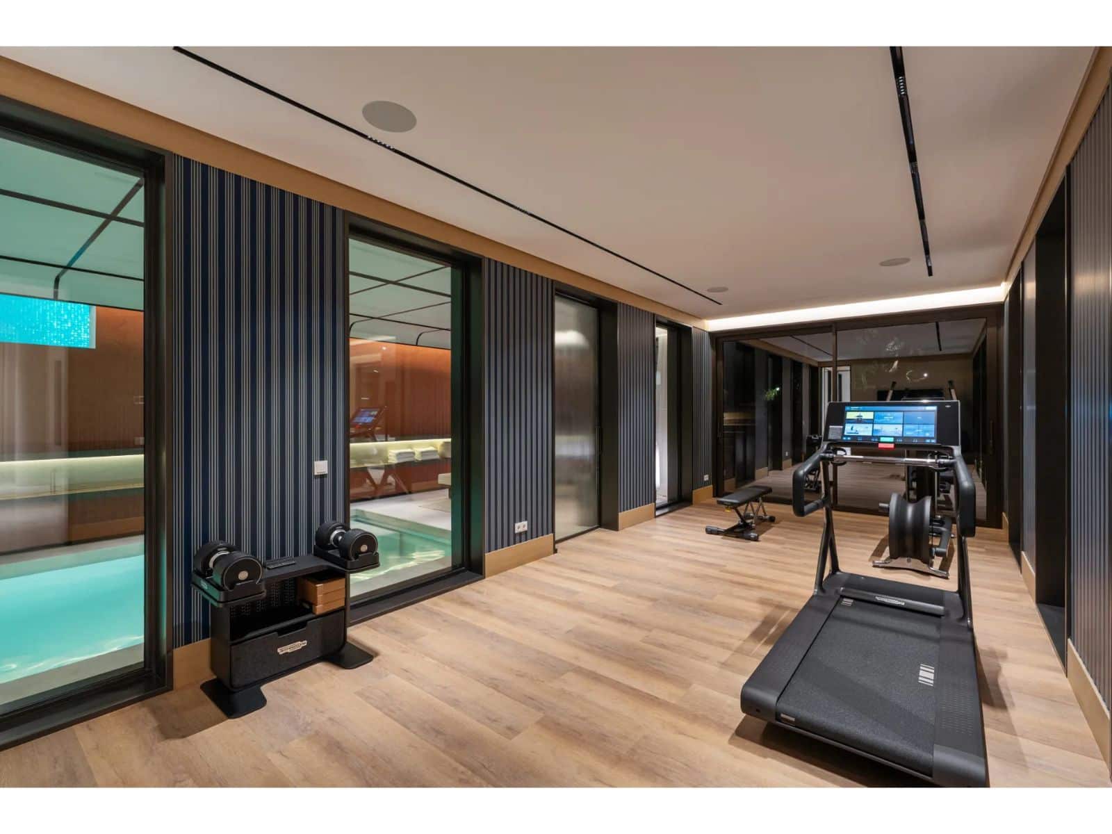 5 makuuhuone Huvila myytävänä paikassa Marbella mukana uima-altaan 
autotalli - 14 995 000 € (Ref: 9672596)